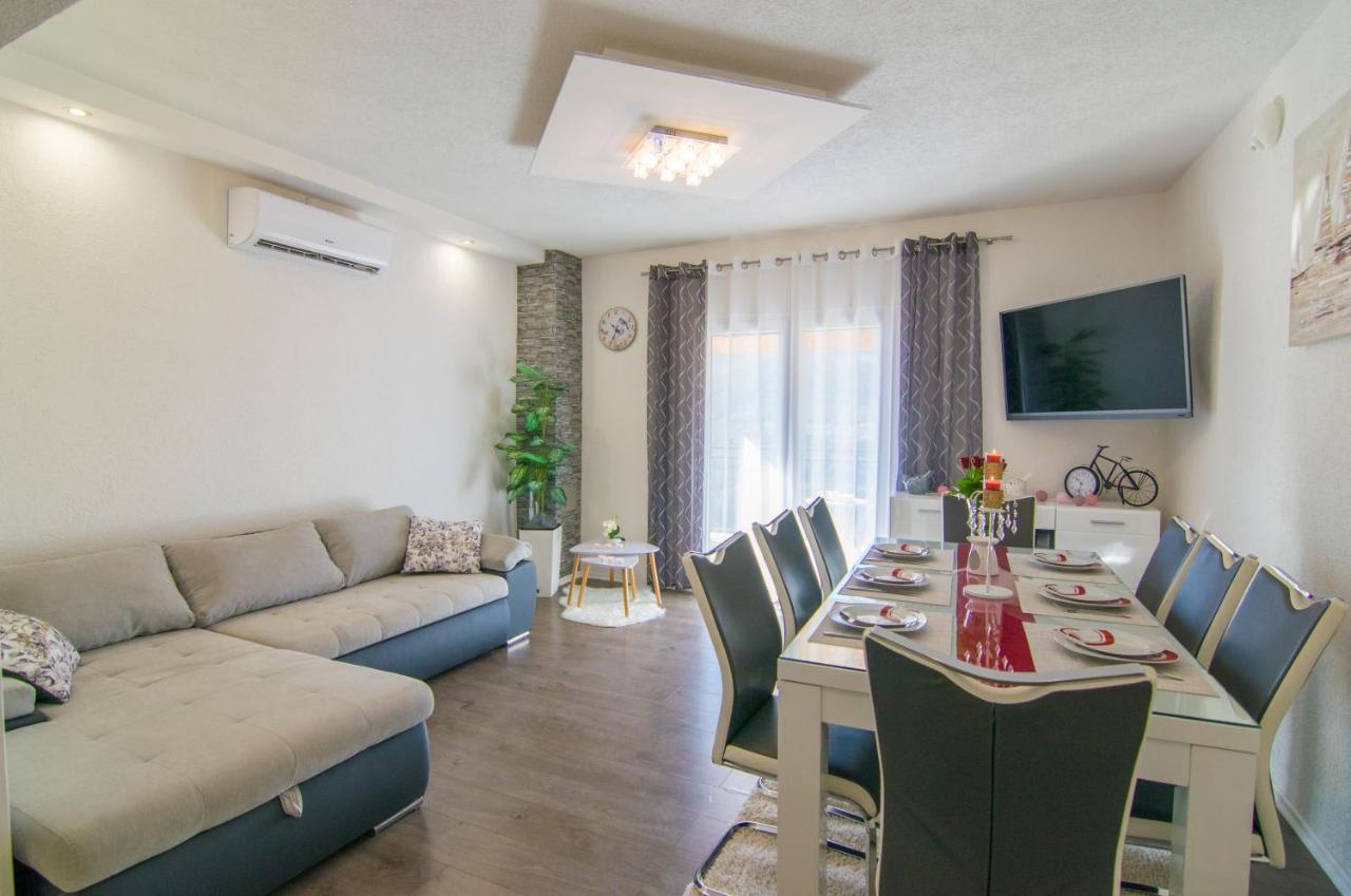 Villa Milena With Heated Pool And Jacuzzi Kostanje Exteriér fotografie