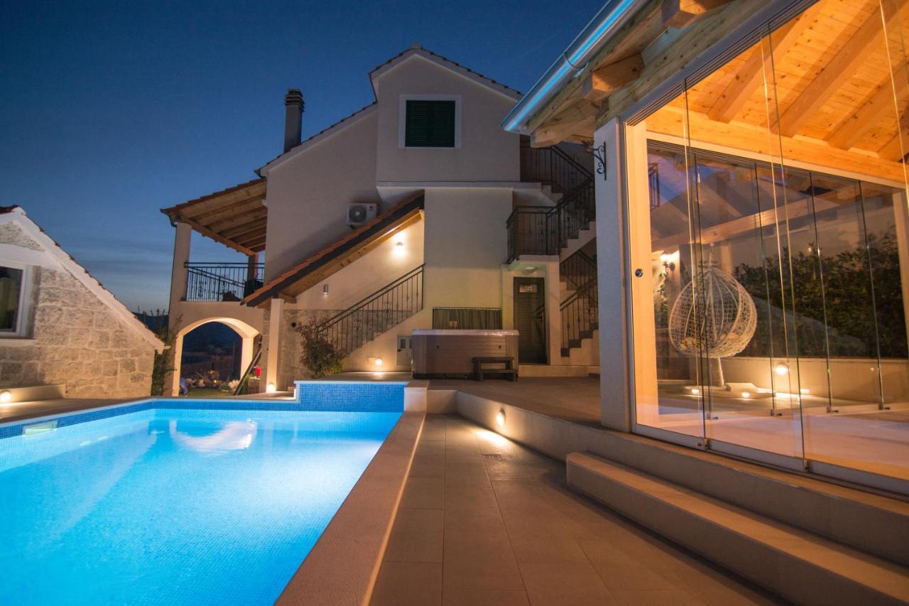 Villa Milena With Heated Pool And Jacuzzi Kostanje Exteriér fotografie